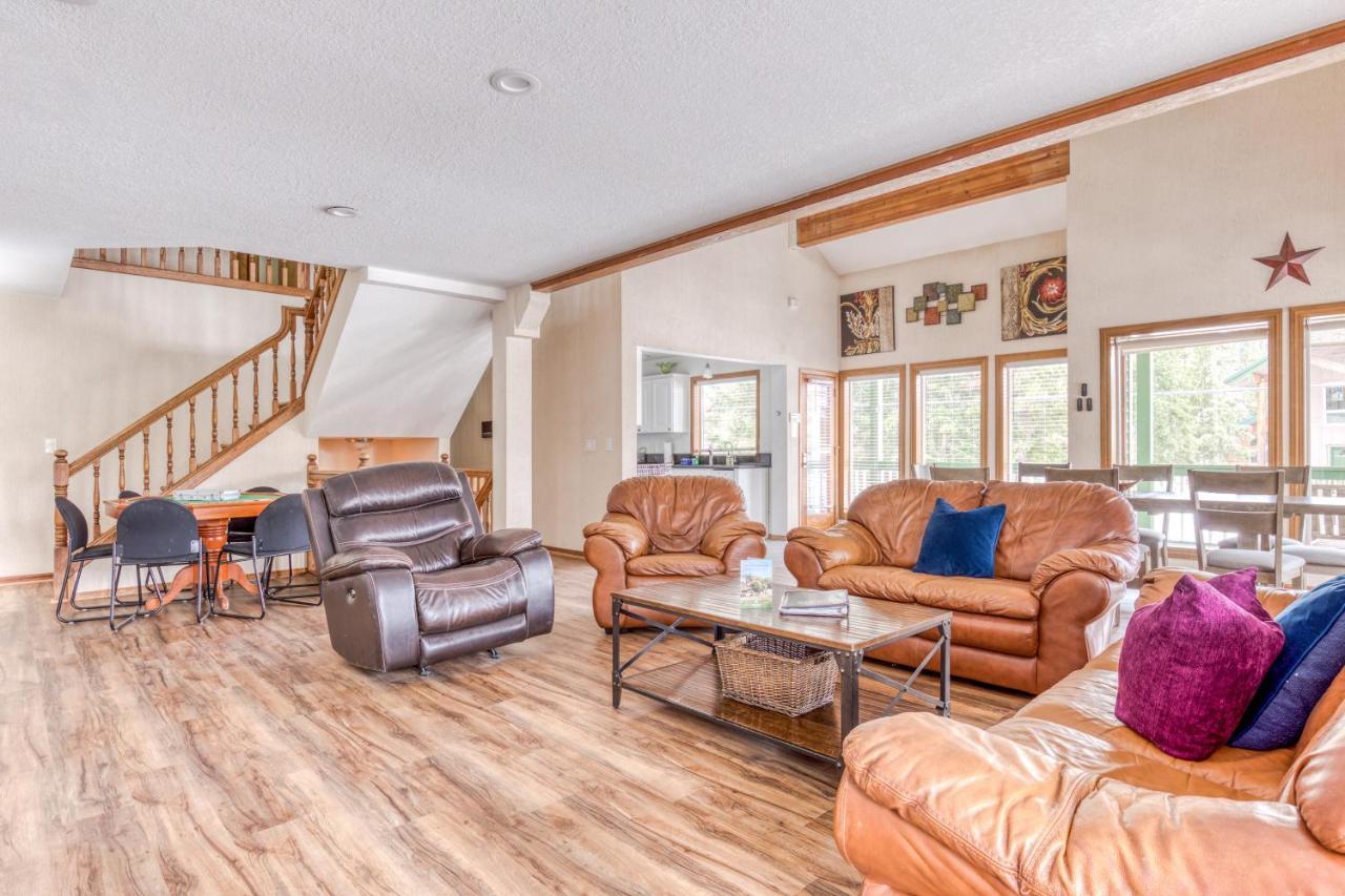 Multorpor Ski Lodge غوفيرمنت كامب المظهر الخارجي الصورة